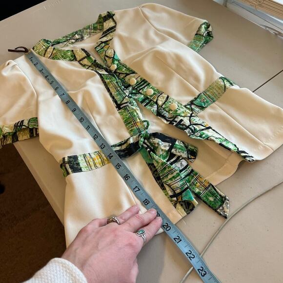 Handmade Vintage 1960s Mod Bow Embellished Short Sleeve Blouse - XS - Picture 10 of 15